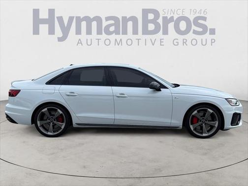2024 Audi A4 45 S line Premium Plus