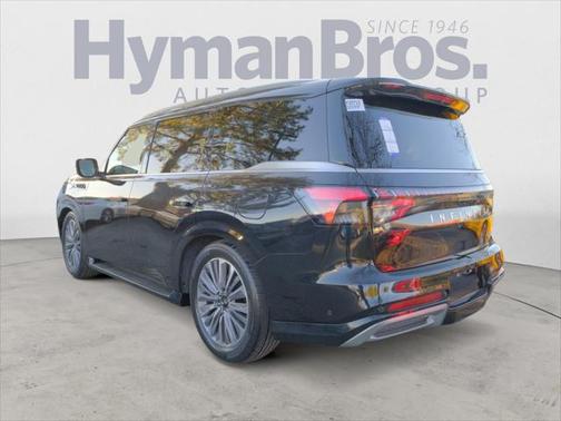 2025 INFINITI QX80 SENSORY AWD