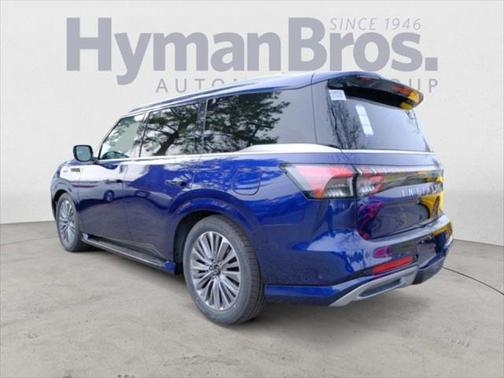 2025 INFINITI QX80 Luxe
