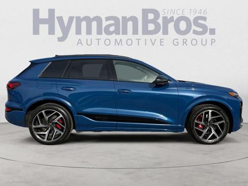 2025 Audi SQ6 e-tron Prestige quattro