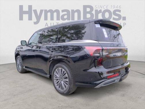 2025 INFINITI QX80 Luxe