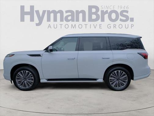 2025 INFINITI QX80 SENSORY AWD