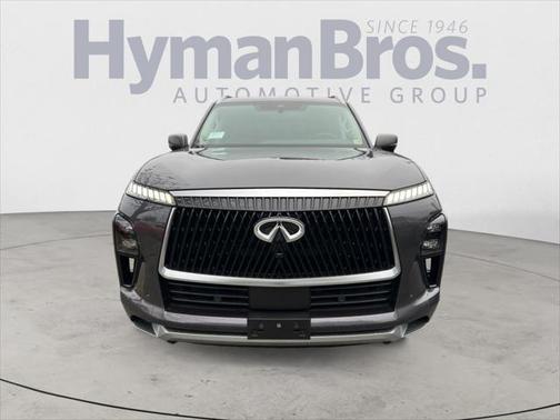 2025 INFINITI QX80 Luxe