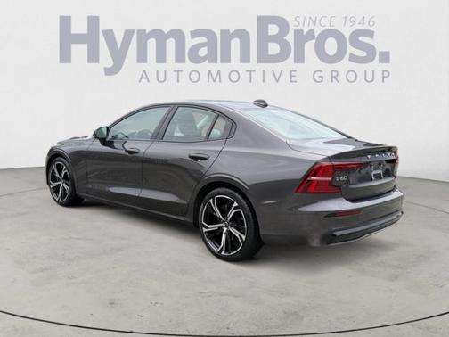 2023 Volvo S60 B5 Core Dark Theme