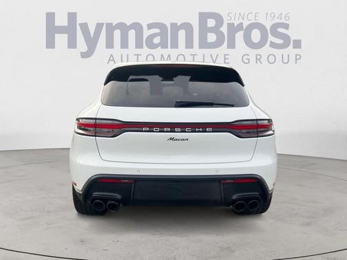 2022 Porsche Macan Premium Plus, 20 Wheels