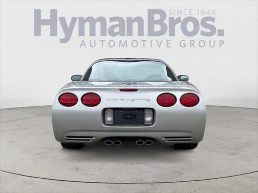 2004 Chevrolet Corvette Base