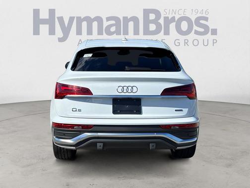 2023 Audi Q5 45 S line Prestige