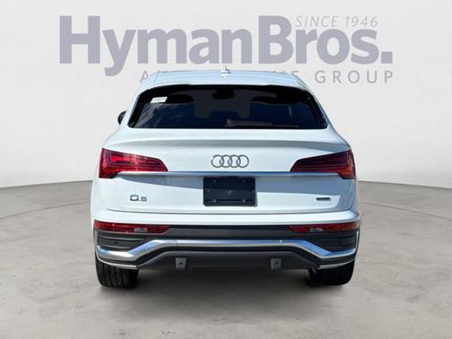 2023 Audi Q5 45 S line Prestige
