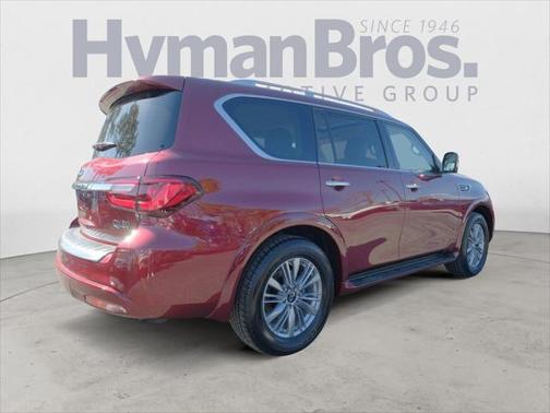 2022 INFINITI QX80 Luxe