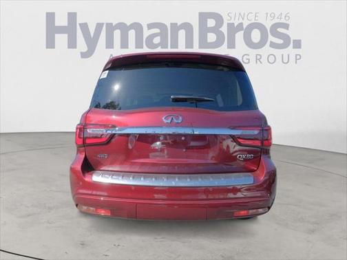 2022 INFINITI QX80 Luxe