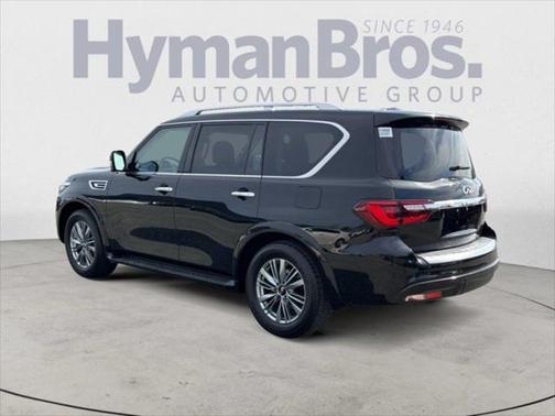 2022 INFINITI QX80 Luxe