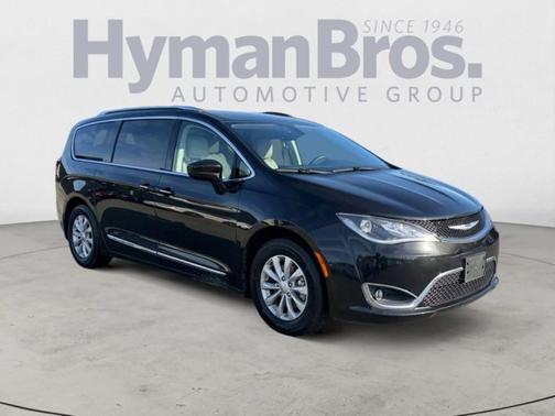 2018 Chrysler Pacifica Touring-L Plus