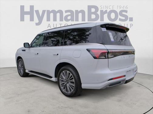 2025 INFINITI QX80 SENSORY AWD