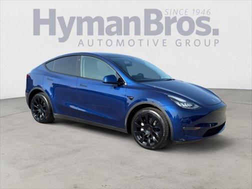 2022 Tesla Model Y Long Range Dual Motor All-Wheel Drive