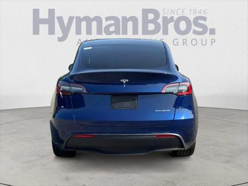2022 Tesla Model Y Long Range Dual Motor All-Wheel Drive