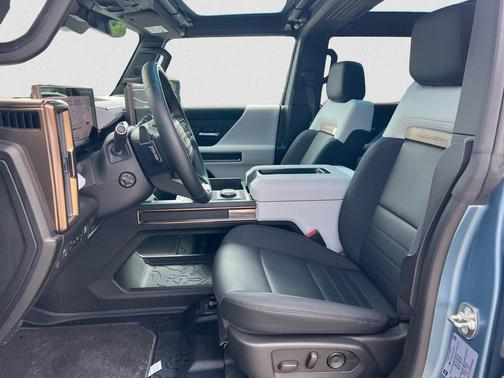 Neptune Blue Matte 2024 GMC HUMMER EV SUV 3X