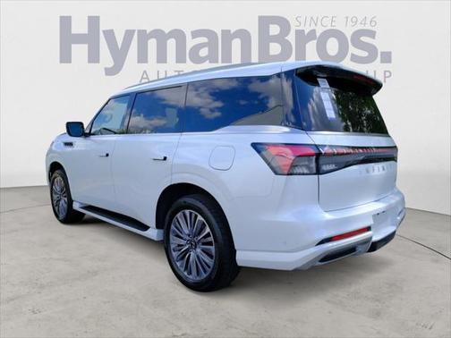 2025 INFINITI QX80 SENSORY AWD
