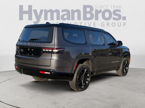 Baltic Gray Metallic Clearcoat 2024 Jeep Grand Wagoneer Series II 4x4