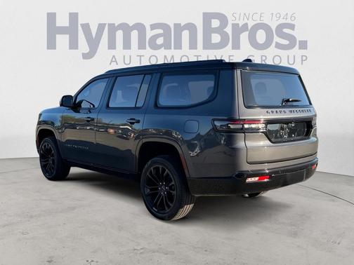 Baltic Gray Metallic Clearcoat 2024 Jeep Grand Wagoneer Series II 4x4