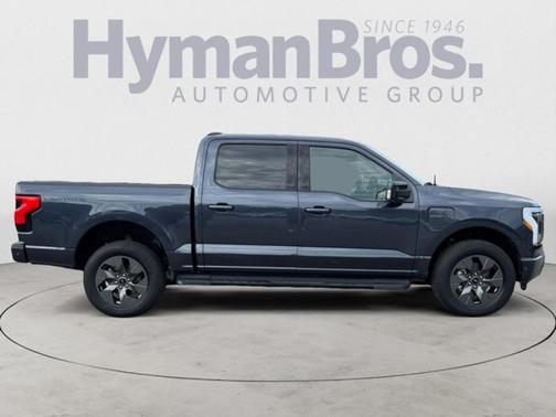 2022 Ford F-150 Lightning LARIAT