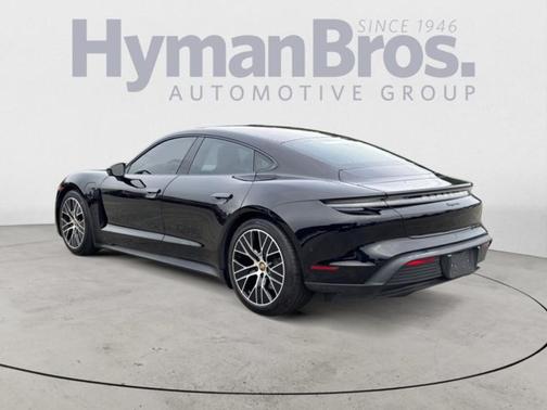 2022 Porsche Taycan Premium, 20 Wheels, Adaptive cruise