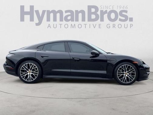 2022 Porsche Taycan Premium, 20 Wheels, Adaptive cruise