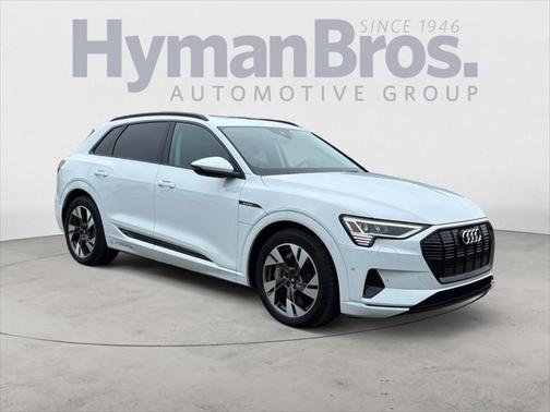 2021 Audi e-tron Premium Plus