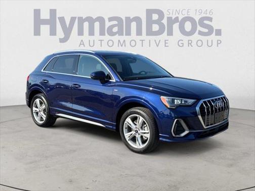 2022 Audi Q3 45 S line Premium