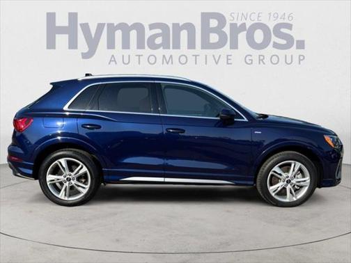 2022 Audi Q3 45 S line Premium