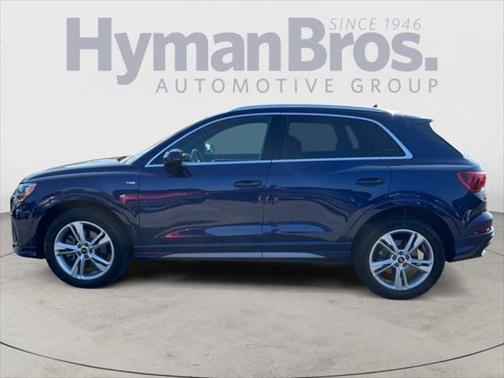 2022 Audi Q3 45 S line Premium