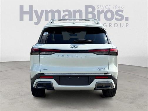 2022 INFINITI QX60 Luxe