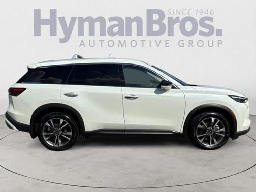 2022 INFINITI QX60 Luxe