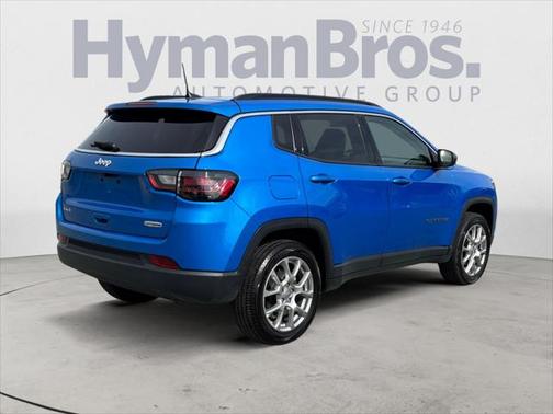 2022 Jeep Compass Latitude Lux