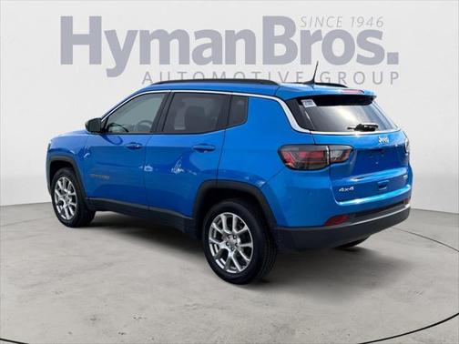 2022 Jeep Compass Latitude Lux