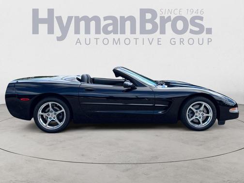 2004 Chevrolet Corvette Base