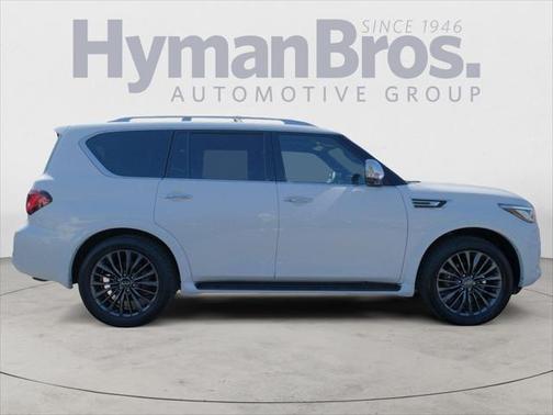 2023 INFINITI QX80 SENSORY AWD