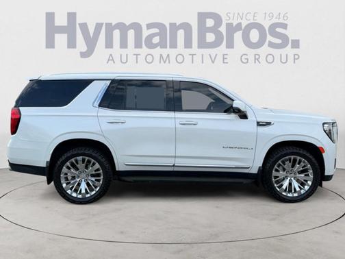 White Frost Tricoat 2021 GMC Yukon Denali