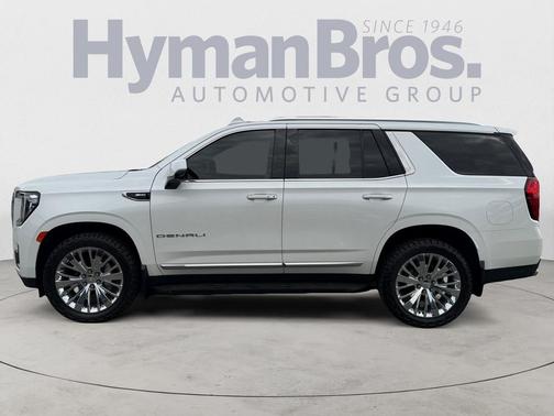 White Frost Tricoat 2021 GMC Yukon Denali