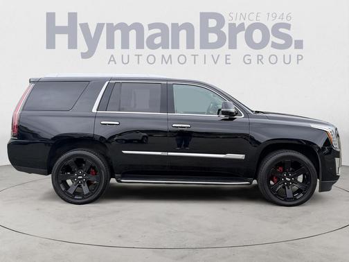 2017 Cadillac Escalade Luxury