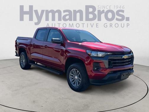 Radiant Red Tintcoat 2024 Chevrolet Colorado LT