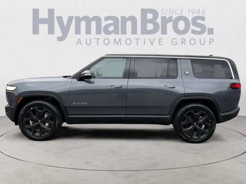 2023 Rivian R1S Adventure