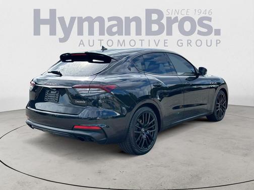 2022 Maserati Levante Modena