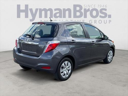 2013 Toyota Yaris LE