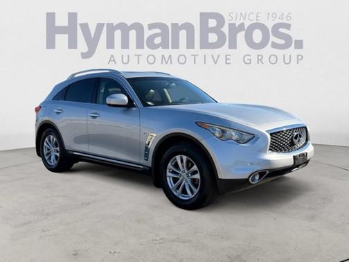 2017 INFINITI QX70 Base