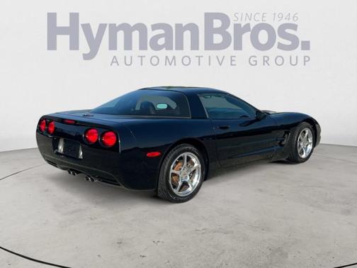 2004 Chevrolet Corvette Base