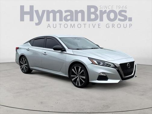 2020 Nissan Altima SR FWD
