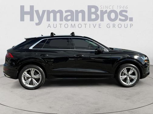2023 Audi Q8 55 Premium Plus