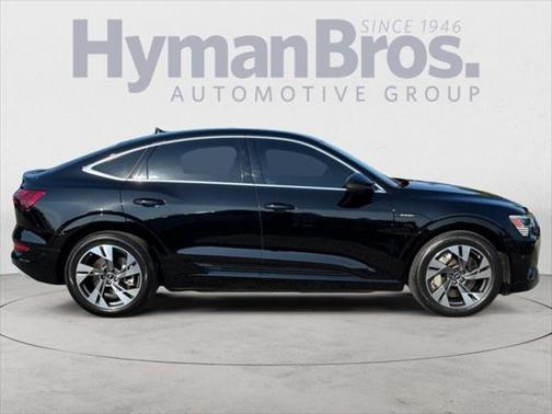 2022 Audi e-tron Sportback S line Premium Plus