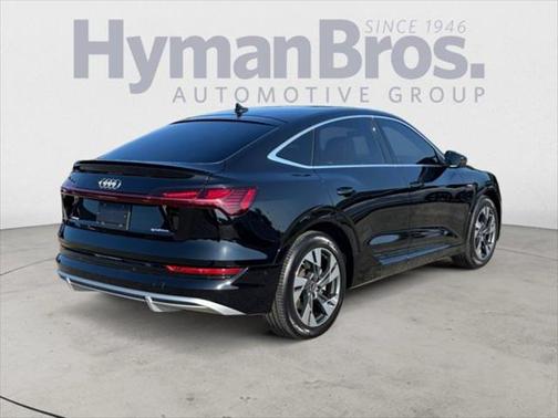 2022 Audi e-tron Sportback S line Premium Plus