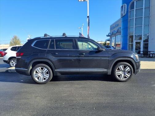 2018 Volkswagen Atlas 3.6L SEL Premium